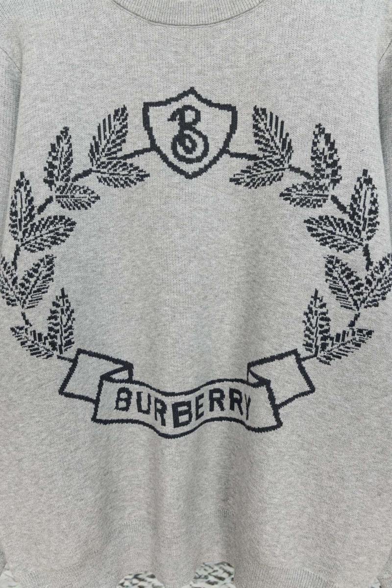 Burberry Sweaters